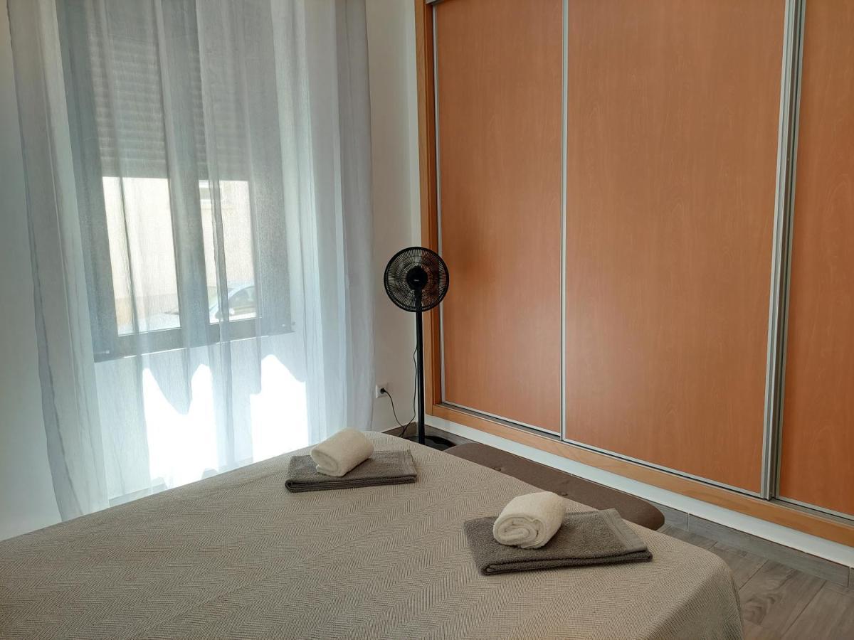 Casa Amarela: Conforto E Localizacao Perfeita! ฟารู ภายนอก รูปภาพ