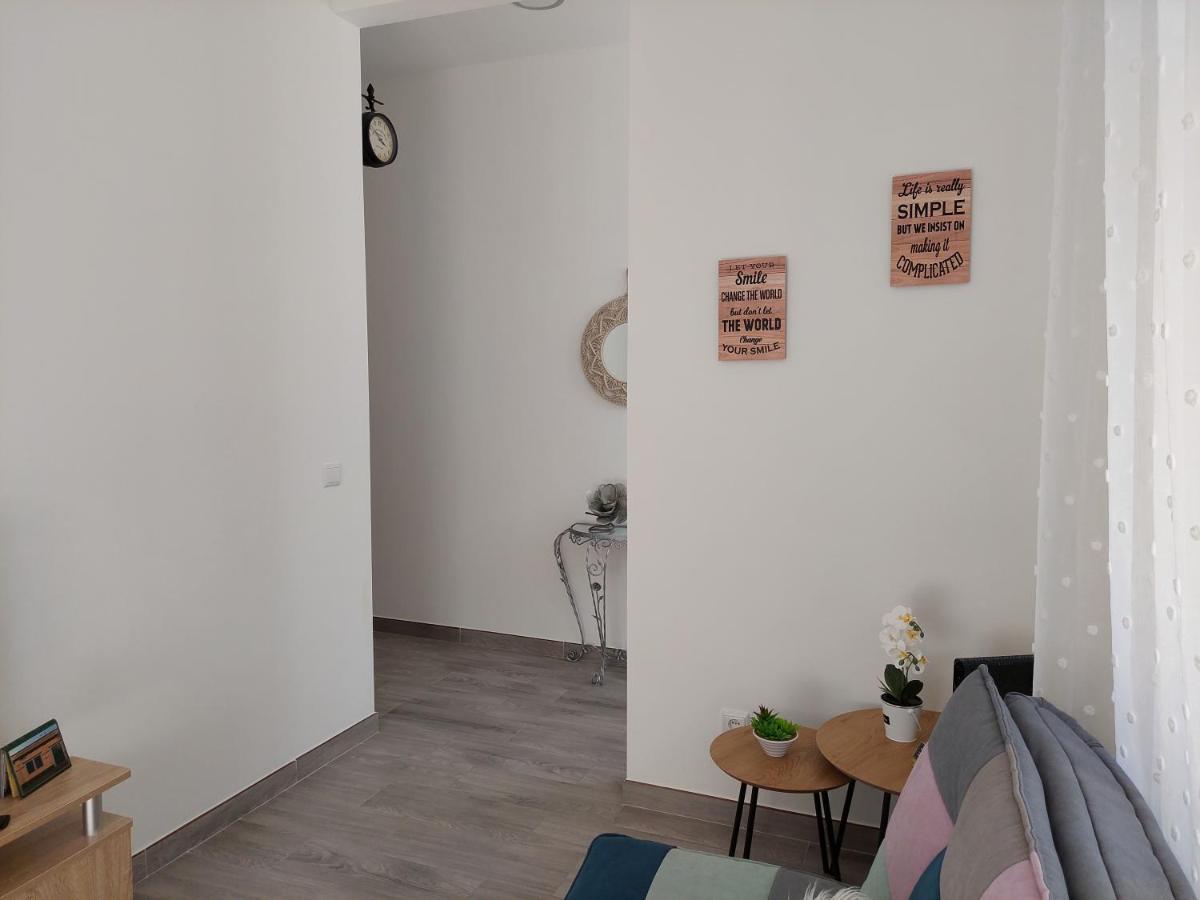 Casa Amarela: Conforto E Localizacao Perfeita! ฟารู ภายนอก รูปภาพ