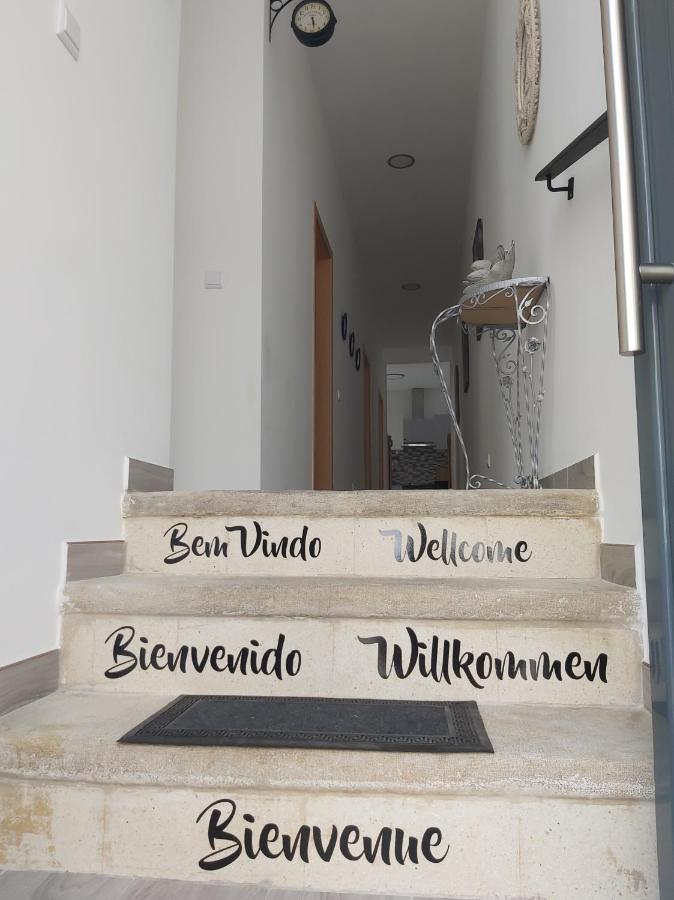 Casa Amarela: Conforto E Localizacao Perfeita! ฟารู ภายนอก รูปภาพ