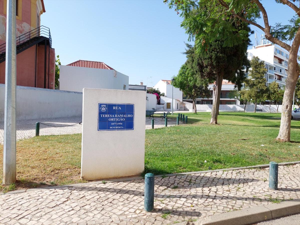 Casa Amarela: Conforto E Localizacao Perfeita! ฟารู ภายนอก รูปภาพ