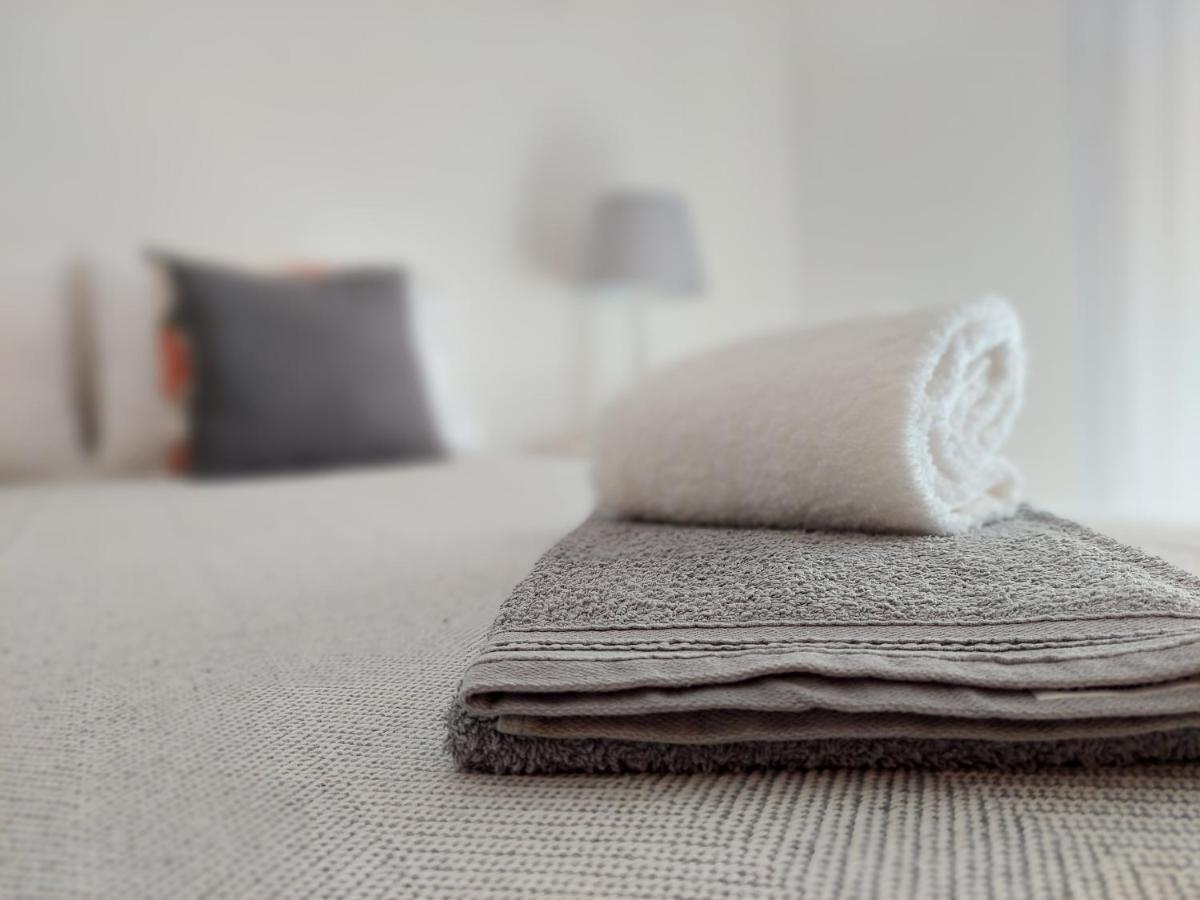 Casa Amarela: Conforto E Localizacao Perfeita! ฟารู ภายนอก รูปภาพ